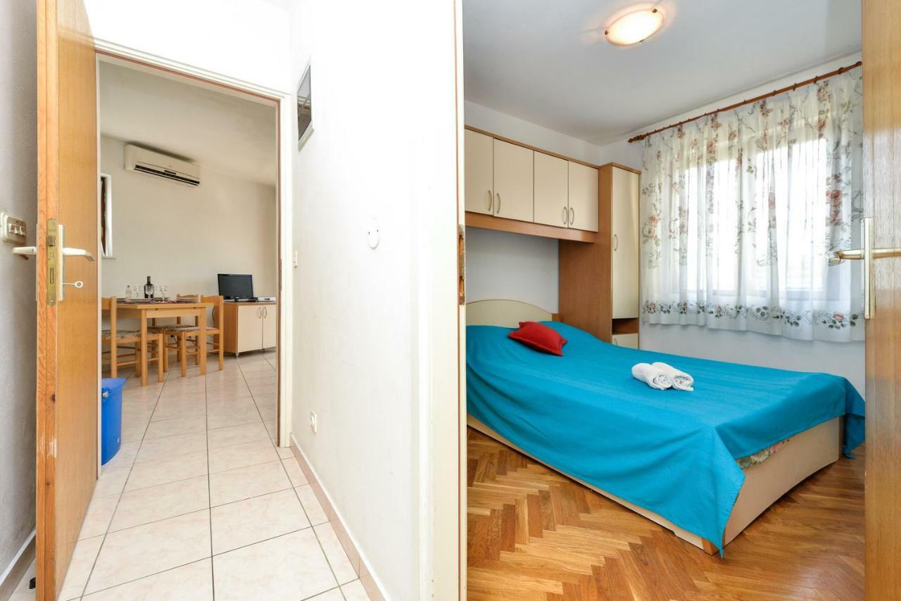 Apartments Ana Petrcane Bagian luar foto
